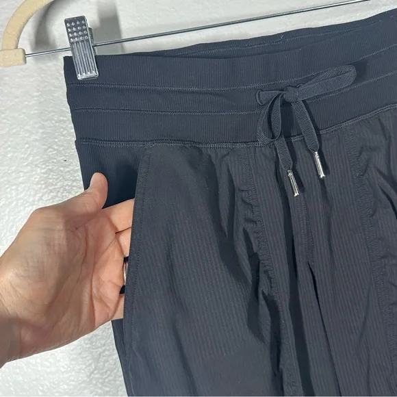 Lululemon Dance Studio Mid-Rise Jogger Women's 4 Black Athletic Sporty Pants